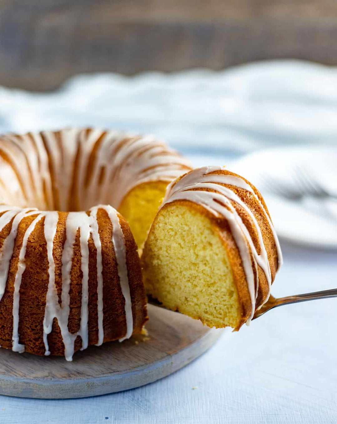 🍑 The Apricot Nectar Cake That Swept Through Southern Kitchens in the 1960s