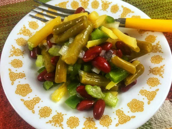 📝 Pamela Mason’s Three Bean Salad – A Vintage Hollywood Favorite